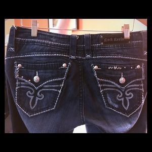 Size 31 Rock Revival women’s Capris